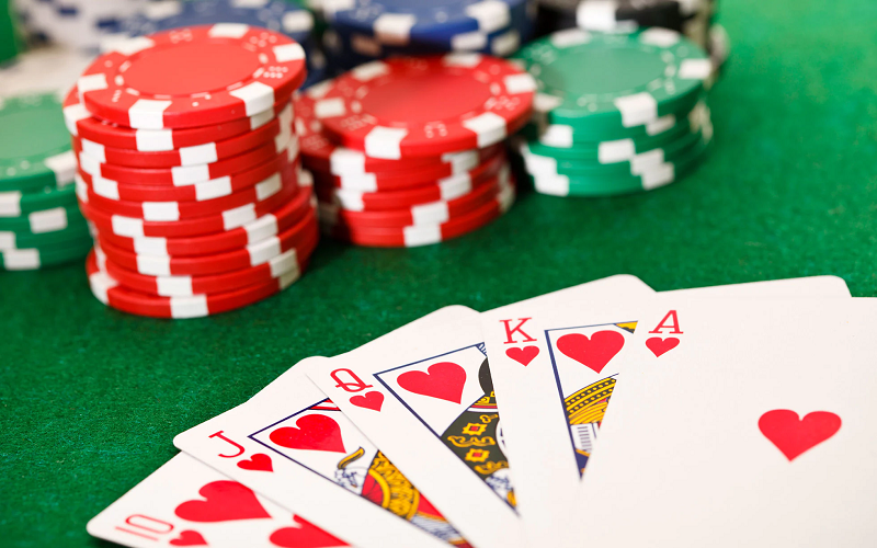 Cùng Thiên đường trò chơi khám phá thế giới game Poker phong cách Vegas sang chảnh