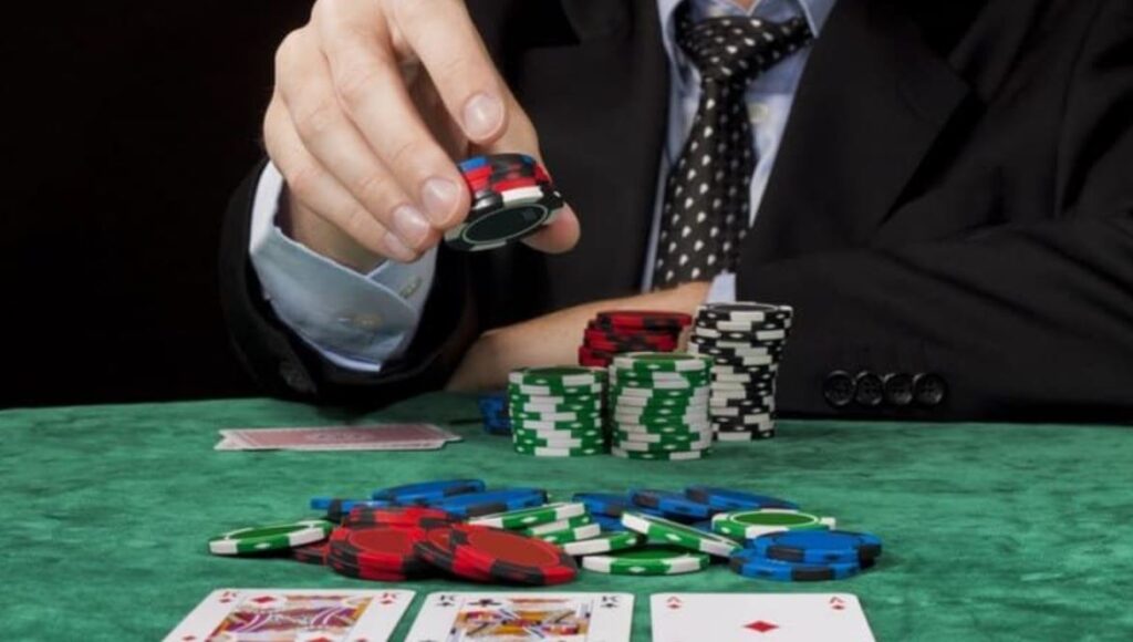 Kinh nghiệm C bet trong Poker
